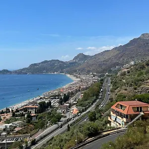 Appartamento La Baia Delle Sirene Luxury, Letojanni