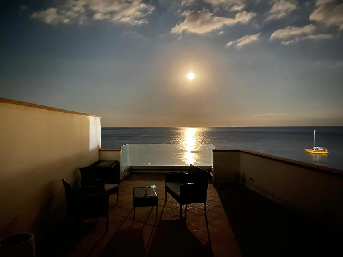 Beach Penthouse Marisol 2Floors, Central Letojanni Italy