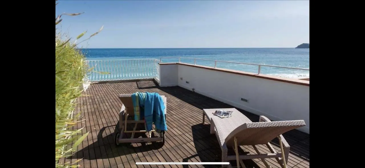 Beach Penthouse Marisol 2Floors, Central Letojanni